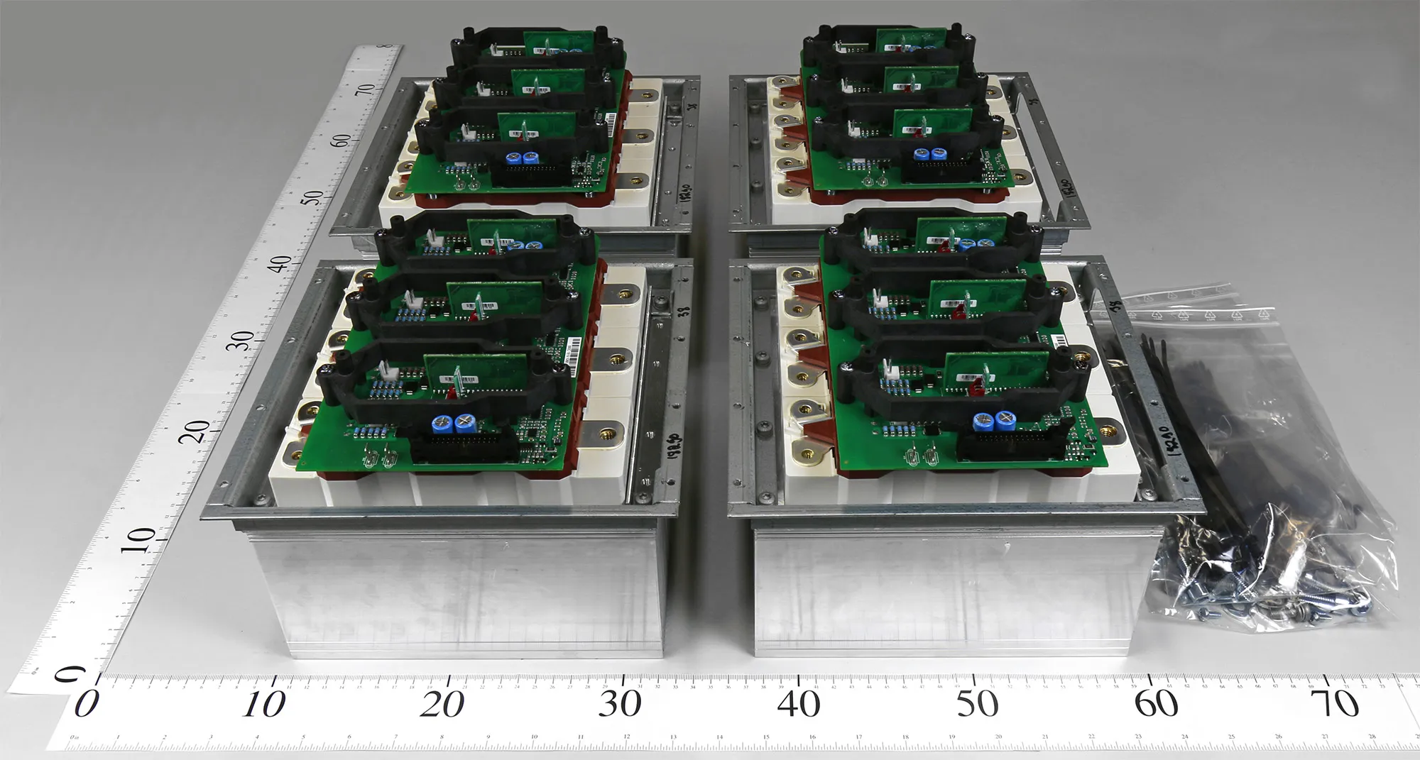 Модуль силовой Danfoss Power module assembly 690V FI12, 181B4311 ...